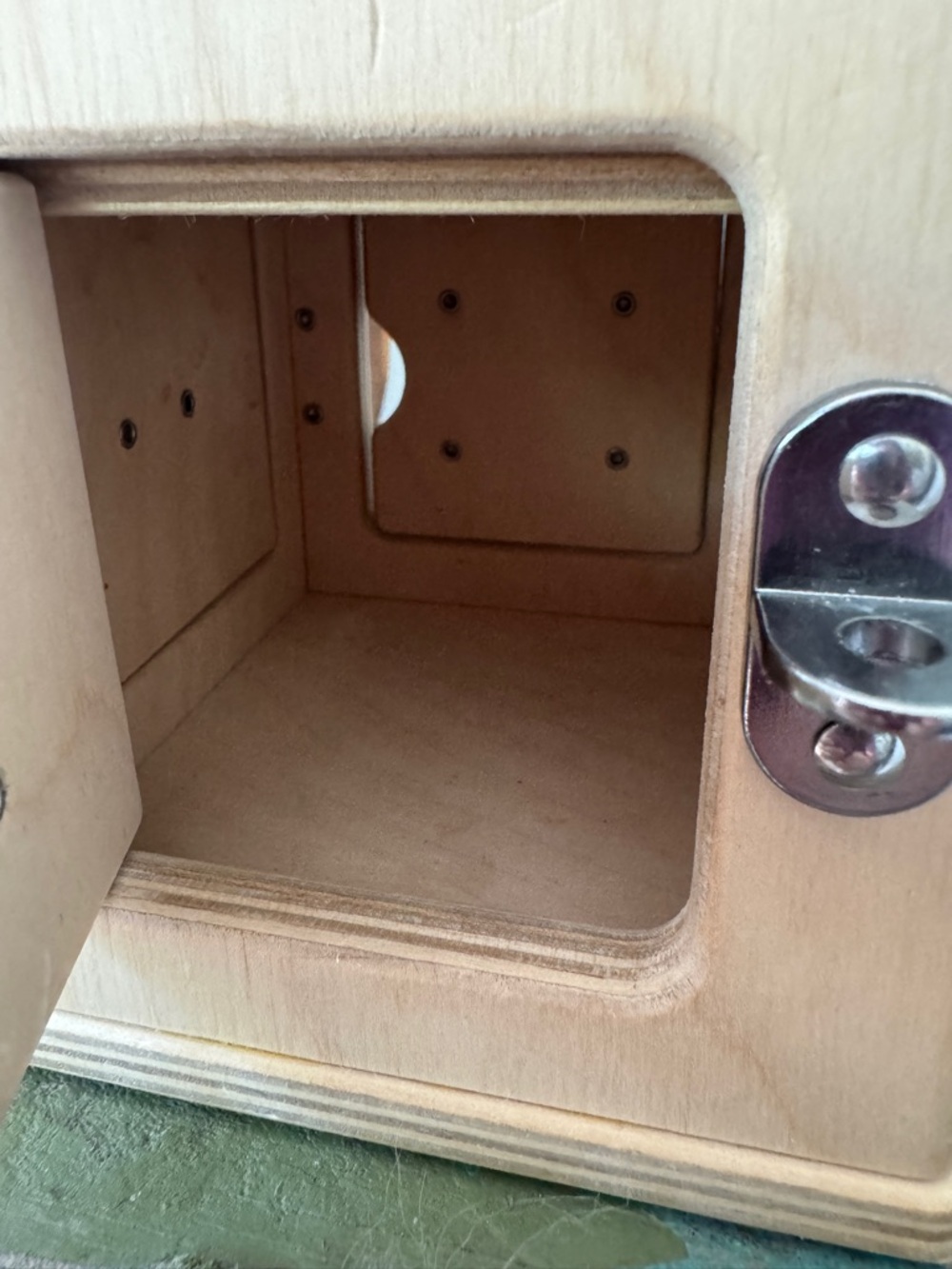 🔐✨ Lovevery Latch and Lock Lockbox Montessori Activity Toy The Realist Play Kit - Picture 7 of 8